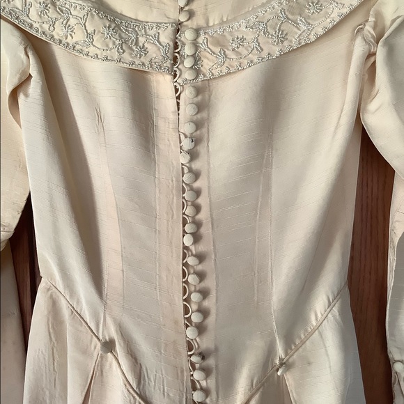 TRUE VINTAGE WEDDING DRESS, 1940s-1950s - Picture 9 of 13